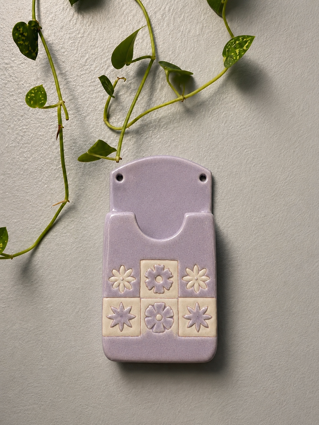 The Wall Pocket - Lavender Cream